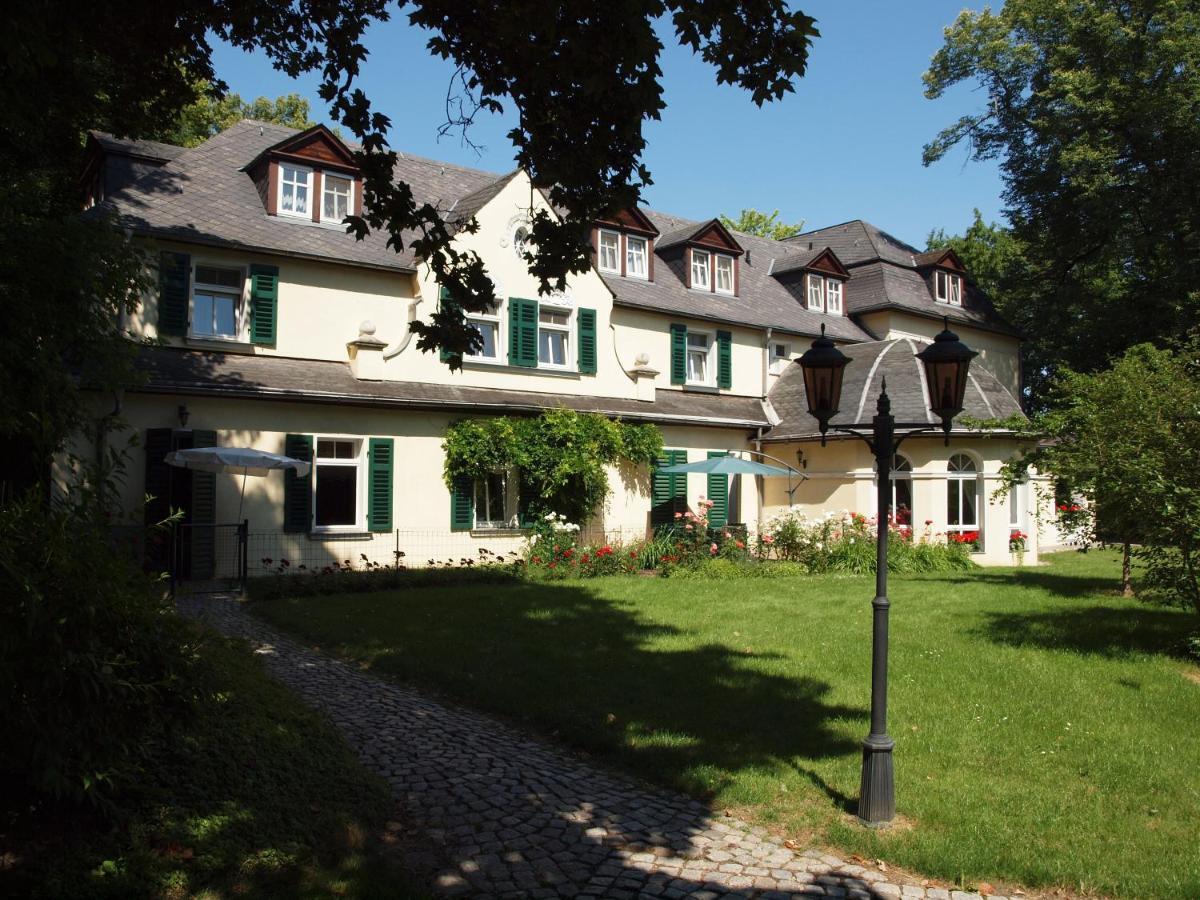 Hotel & Restaurant Bellevue Schmoelln Экстерьер фото